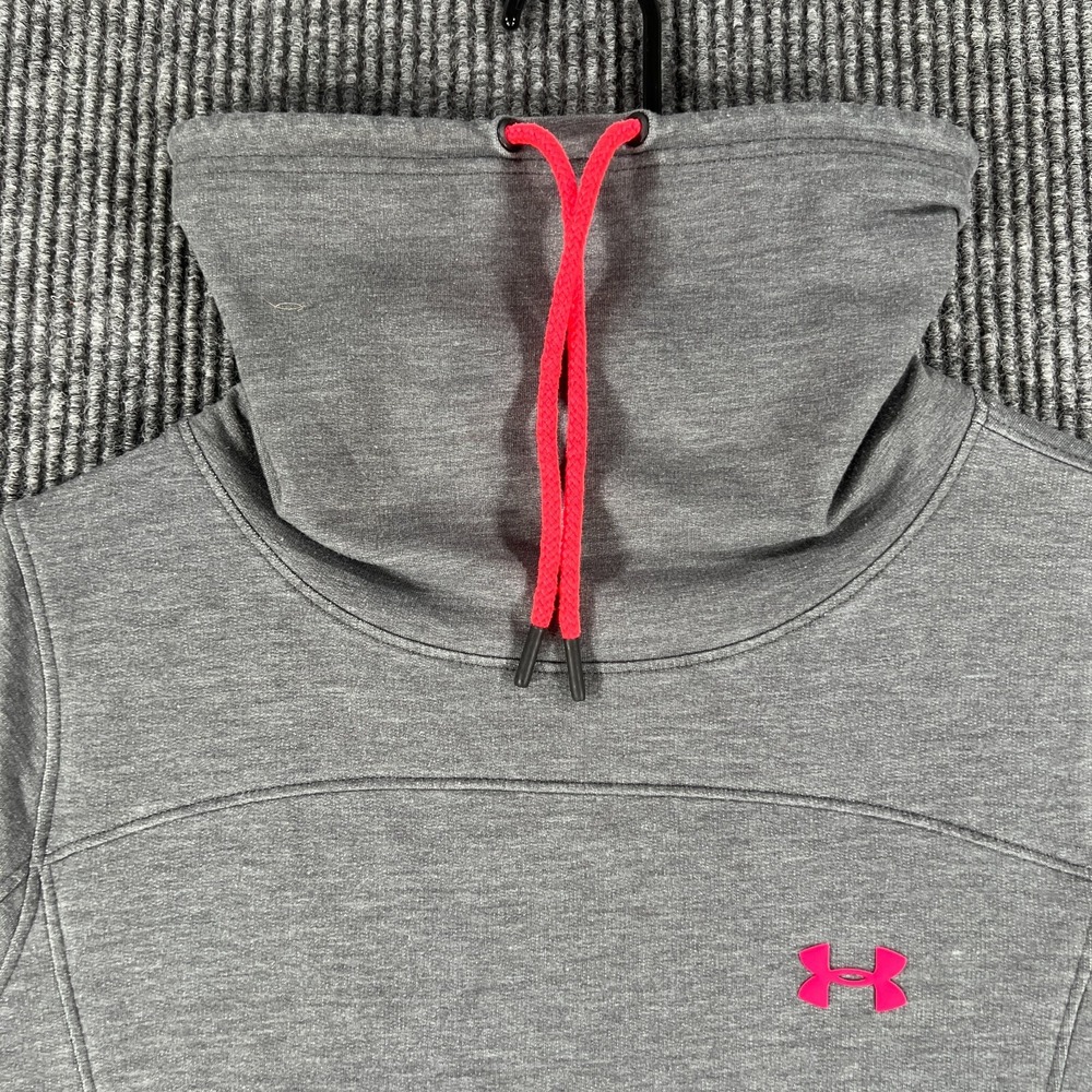Under Armour Shirt Womens Medium Gray Long Sleeve Funnel Neck Activewear